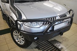 Силовой обвес на Mitsubishi Pajero Sport 2