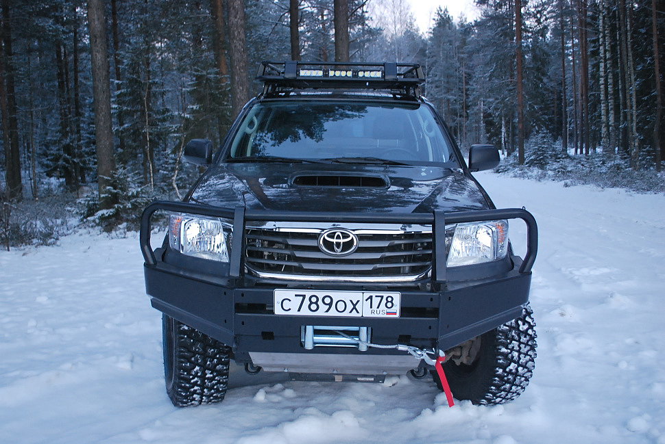 Силовой обвес Toyota Hilux передний бампер, экспедиционный багажник