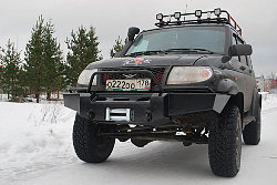 Силовой бампер на UAZ Patriot