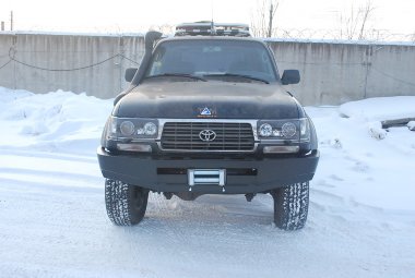 Силовой передний бампер TLC80 (серия С)