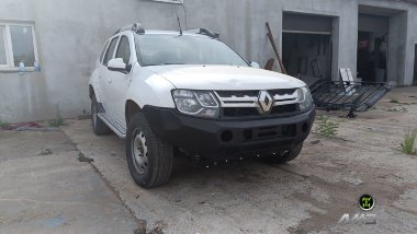 Силовой бампер передний Renault Duster серия Professional 